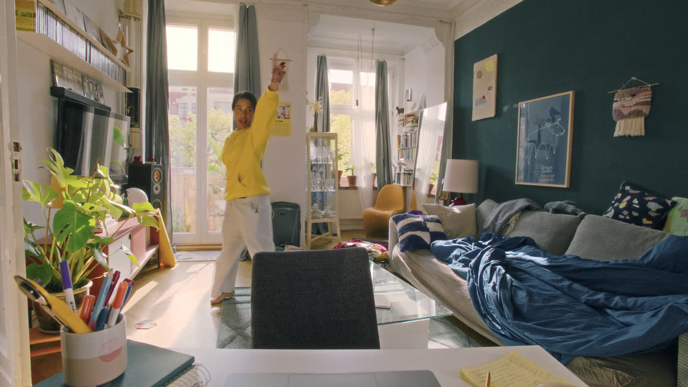 Still from Lazy Morning